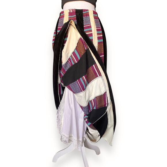 VNTG Chessa Davis Women's Maxi Skirt XS/S Multi Tapestry Velvet Lace 70s Boho - Picture 7 of 11
